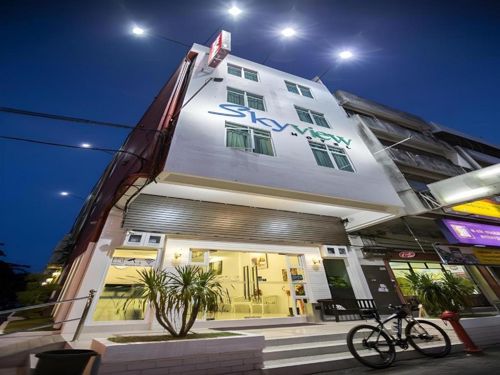 Skyview Hotel Chukai Exterior foto